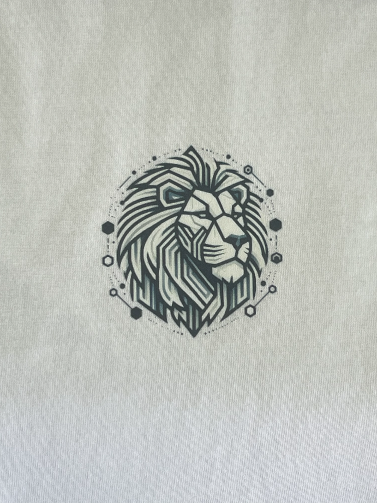 Minimal Abstract Lion Design T-Shirt, 100% Cotton